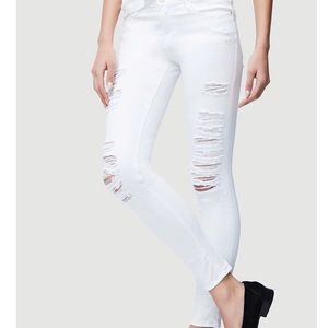 Frame white destroyed denim